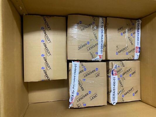 Ashcroft F5503 Gauge | Industrial, 4.5", 0-3000 psi, 316SS, Liquid Filled, 1/2" NPT, Dry Case