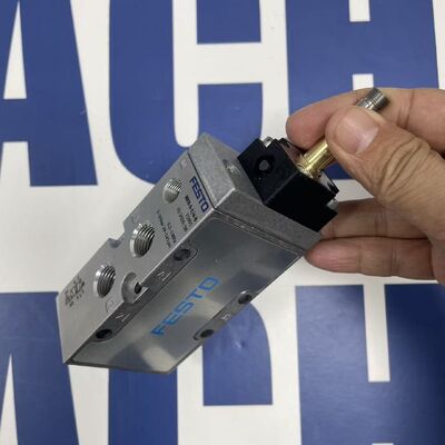 Festo MFH-5-1/4-B Valve | 5/2-Way, 1/4" NPT, Solenoid Pilot, Single, 24V DC, ISO 5599/1