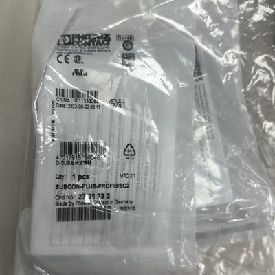 Phoenix Contact SUBCON-PLUS-PROFIB/SC2 | 9-pin D-Sub PROFIBUS Connector with Terminator