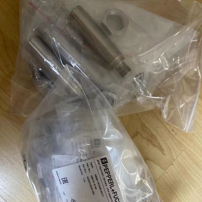 Flush 8mm Inductive Proximity Sensor NBB8-18GM60-A2-V1 PNP 4 Wire Complementary
