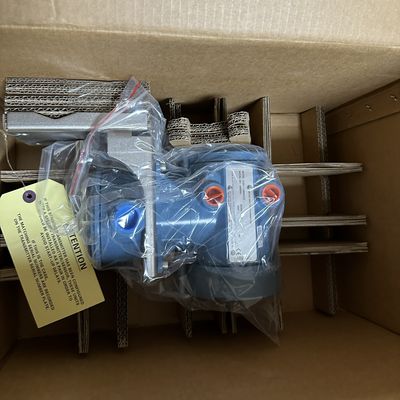 Rosemount 2700C11ABMEZZZ Magnetic Level Transmitter