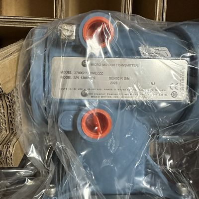 Rosemount 2700C11ABMEZZZ Magnetic Level Transmitter