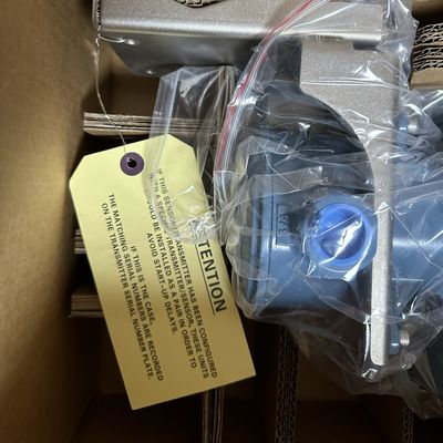 Rosemount 2700C11ABMEZZZ Magnetic Level Transmitter