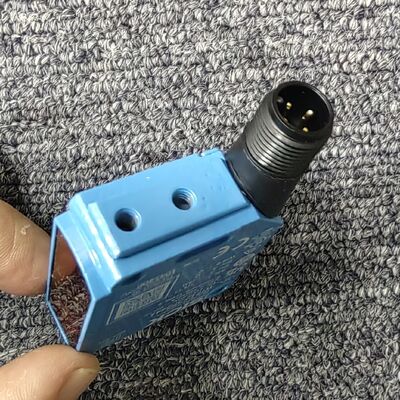 SICK DE-79183 Background Suppression Photoelectric Sensor