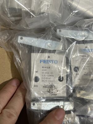 FESTO RS-4-18 Quick-Release Coupling | 4mm Port, 18mm Tube OD, Push-to-Connect Specs