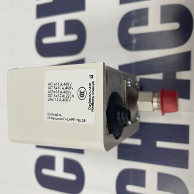 Danfoss KP35 Control Panel | HVAC, Heating Control, Room Thermostat, 230V Specs