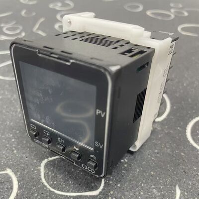 Omron E5CD-CX2A6M-000 Temperature Controller | 48x48mm, PID, Relay Output, K Thermocouple