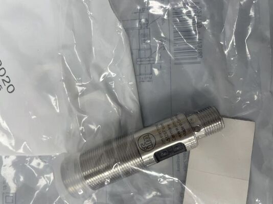 ifm OGP700 Photoelectric Sensor | Retro-Reflective, Red Light, PNP, IP67