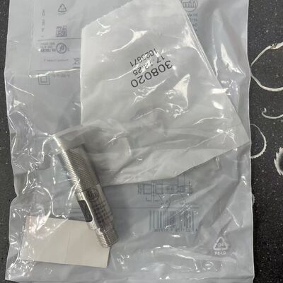 ifm OGP700 Photoelectric Sensor | Retro-Reflective, Red Light, PNP, IP67