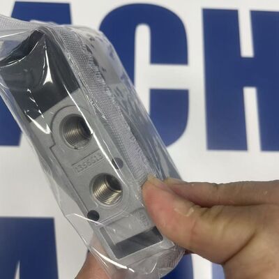 FESTO VUWS-L25-M32C-M-G14 Solenoid Valve | 5/2, 24V DC, G1/4, ISO 1, Valve Terminal