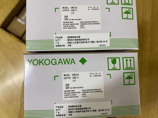 YOKOGAWA UM33A-000-11LP Temperature Controller | 1/4 DIN, PID, Thermocouple, Relay Output, Low Profile