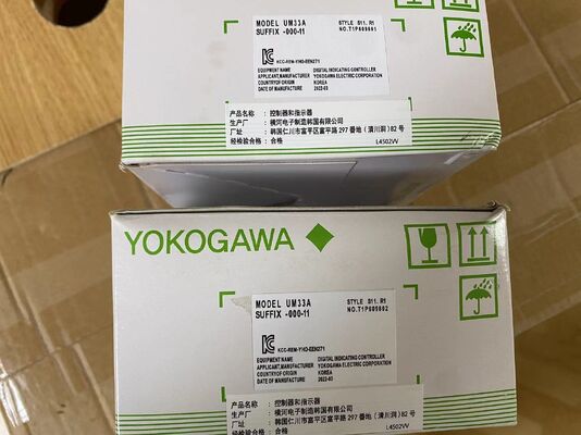 YOKOGAWA UM33A-000-11LP Temperature Controller | 1/4 DIN, PID, Thermocouple, Relay Output, Low Profile