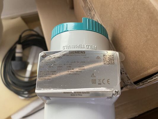 SIEMENS 7MF0330-1LR01-5AM2-Z Transmitter | Gauge Pressure, 4-20mA+HART, 0-100 mbar, 1/2" NPT, Ceramic Sensor