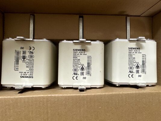 SIEMENS 3NE1436-0 Fuse | Semiconductor, 630A, 800V, aR/gR, for Drive Protection