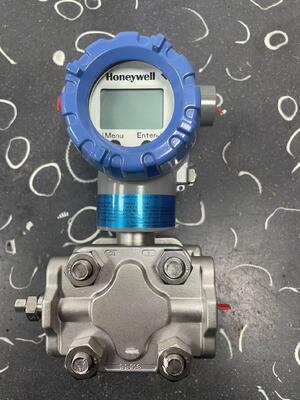Honeywell STG770 Pressure Transmitter | Gauge, 4-20mA+HART, 0-100 mbar, 1/2" NPT, IP67, IS