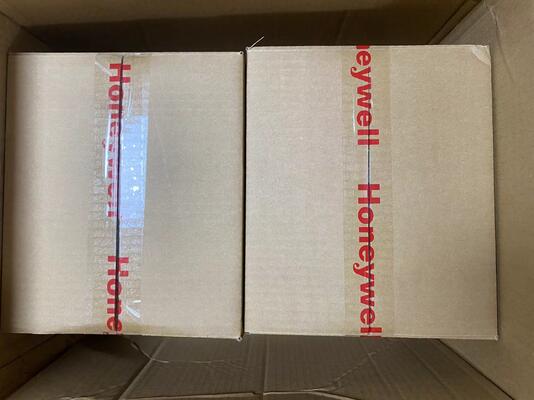 Honeywell STG74S-E1G000 Transmitter | Gauge, 4-20mA, 0-6 bar, 1/2" NPT, IP65, General Purpose