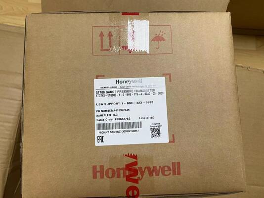 Honeywell STG74S-E1G000 Transmitter | Gauge, 4-20mA, 0-6 bar, 1/2" NPT, IP65, General Purpose