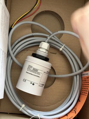 Endress+Hauser FDU91-RG1AA Flow Meter | Vortex, 4-20mA+HART, DN25, IP67, for Steam/Gas/Liquids