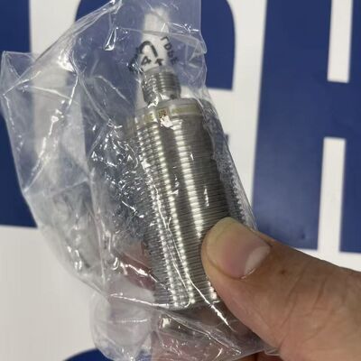  NBB10-30GM50-E2-V1 Sensor | Cylindrical, M12, 2mm, DC 3-Wire, PNP, IP67