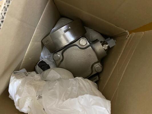 Ashcroft F5503 Gauge | Industrial, 4.5", 0-3000 psi, 316SS, Liquid Filled, 1/2" NPT, Dry Case