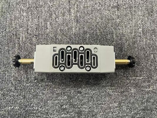 AVENTICS 0820024998 Regulator | Miniature, 1/8" NPT, 0-10 bar, with Gauge Port, Manual