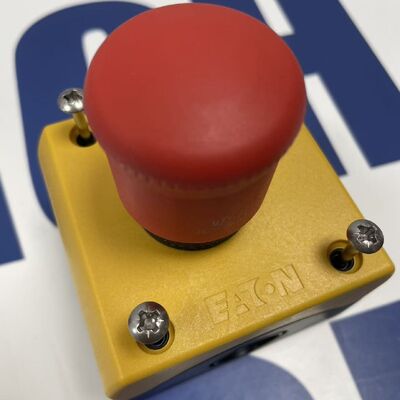 EATON M22-PVKC11-IY Sensor | Inductive, M18, 8mm, DC 3-Wire, PNP, Normally Open, IP67