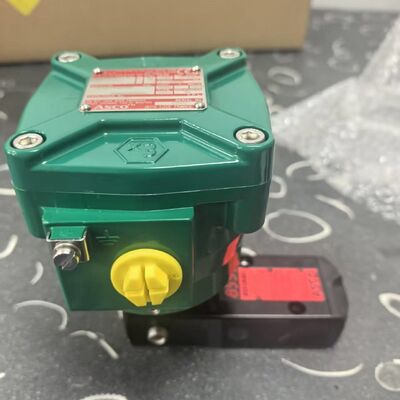 ASCO NF8551B401 Pilot | 2-Way, 1/4" NPT, 24V DC, Normally Closed, for Pneumatic Actuator