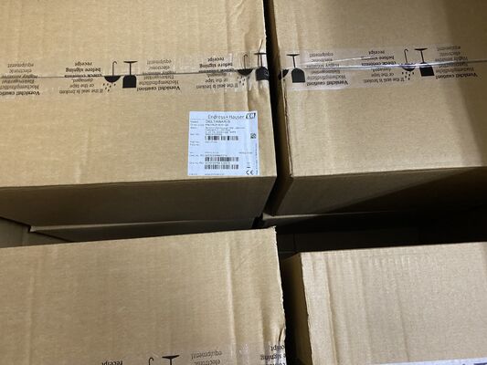 Endress+Hauser PMD75-2V0U0139 Transmitter | DP, Level, 4-20mA+HART, 0-40 mbar, Flush, 316L