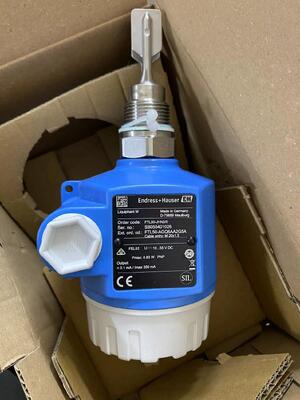 Endress+Hauser FTL50-JHN20 Switch | Capacitive, Level, Solid/Liquid, 316L, 2-Wire, 24V DC