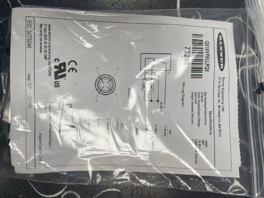 Banner QS18VP6LLPQ8 Laser Sensor | 10m Range, PNP, M18, IP67