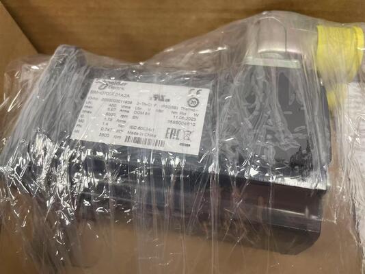 Schneider Electric BMH0701P01A2A | Lexium 32 70mm Servo Motor 1.2Nm 8000rpm