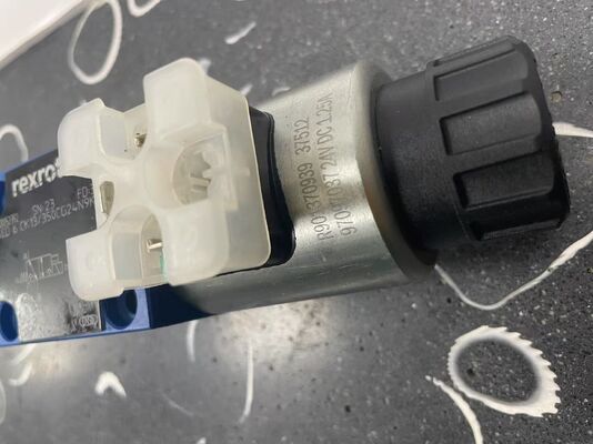 Rexroth M-3SED 6 CK13/350CG24N9K4 | NG6 3/2 Solenoid Valve 24V DC