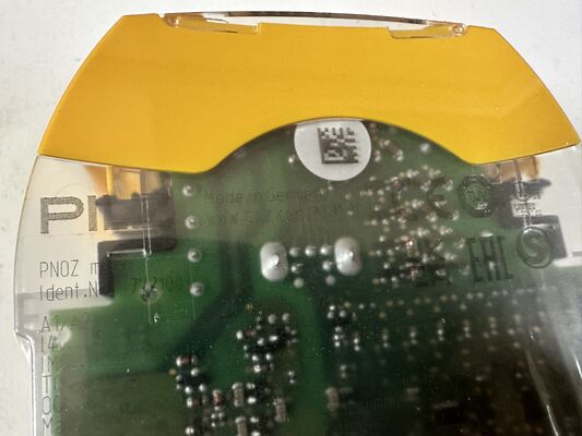 Pilz 772100 | PNOZmulti 2 Base Unit, 24V DC, Configurable Safety Controller