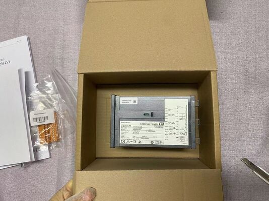 Endress+Hauser CLM223-ID8110 | Liquisys M Conductivity Transmitter, 4-20mA HART