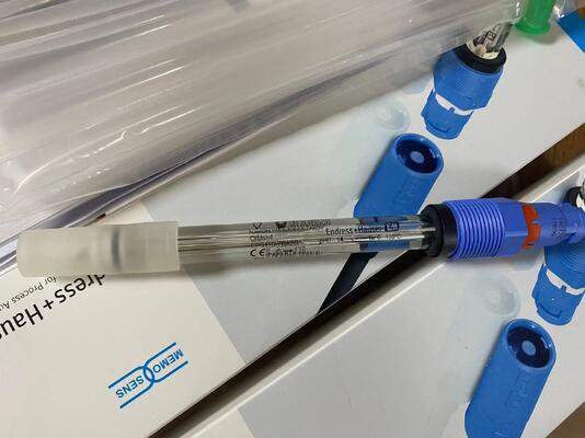 Endress+Hauser CPS11D-7BA2G | Memosens pH Electrode, 0–14 pH, Pg 13.5, Gel