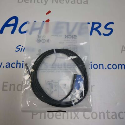 SICK GTB6-P1231 | W6 Photoelectric Sensor, 15-250mm BGS, PNP, M8