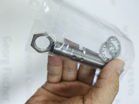 Balluff BCS M12T4D2-PSM40C-S04G | M12 Capacitive Sensor, 4mm Range, PNP NO, M8