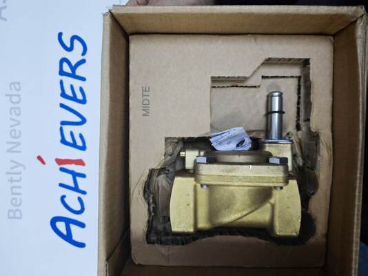 Danfoss EV220B 40 | Pilot-Operated 2/2 Solenoid Valve, G1½", 24/110/230V AC/DC