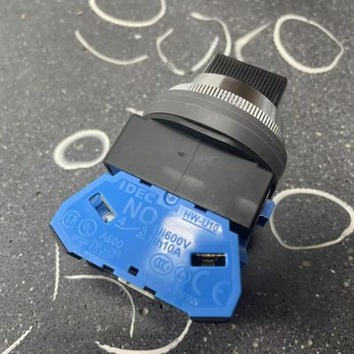 IDEC ASN320N Rotary Switch 5A 250V AC With Screw Terminals